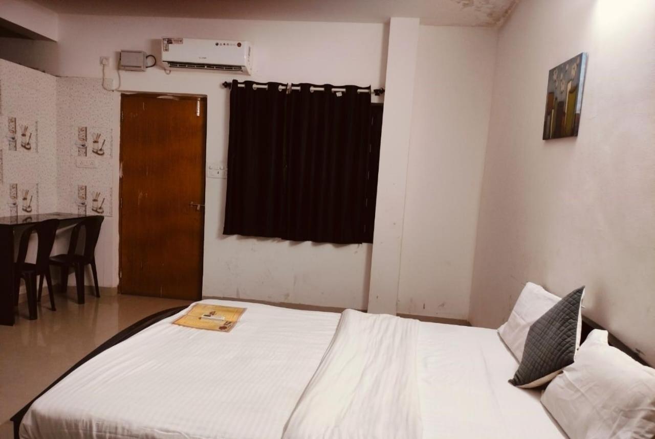 Hotel Explorer كالانغيُت المظهر الخارجي الصورة